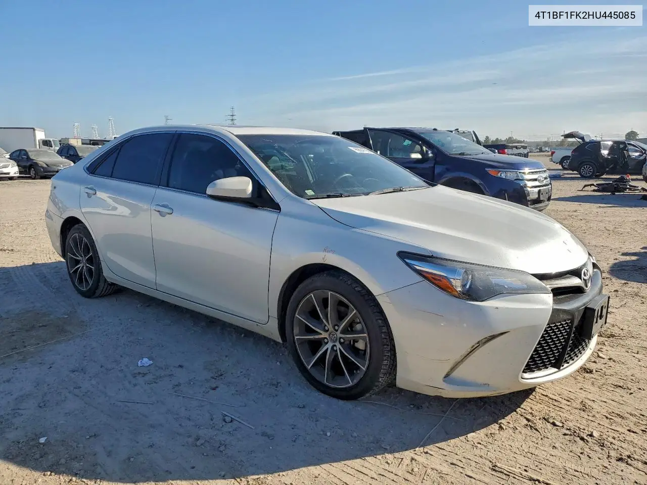 4T1BF1FK2HU445085 2017 Toyota Camry Le