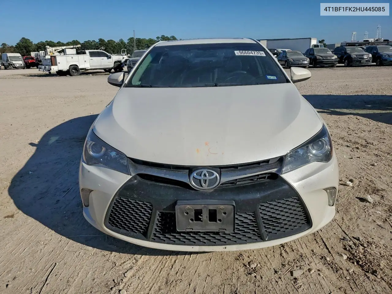 4T1BF1FK2HU445085 2017 Toyota Camry Le
