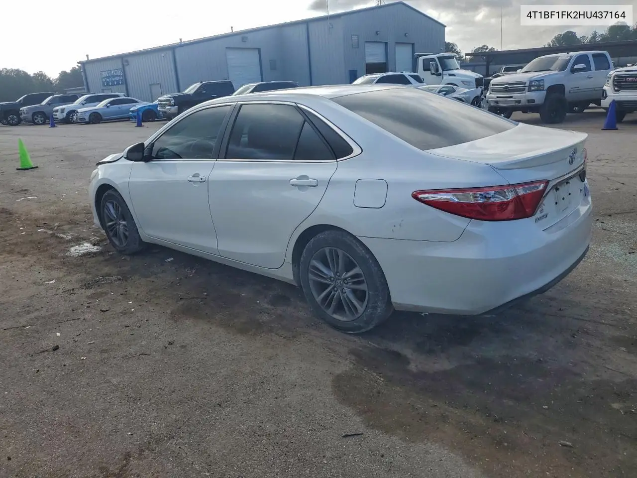 4T1BF1FK2HU437164 2017 Toyota Camry Le