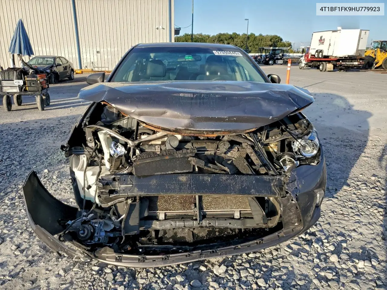 4T1BF1FK9HU779923 2017 Toyota Camry Le
