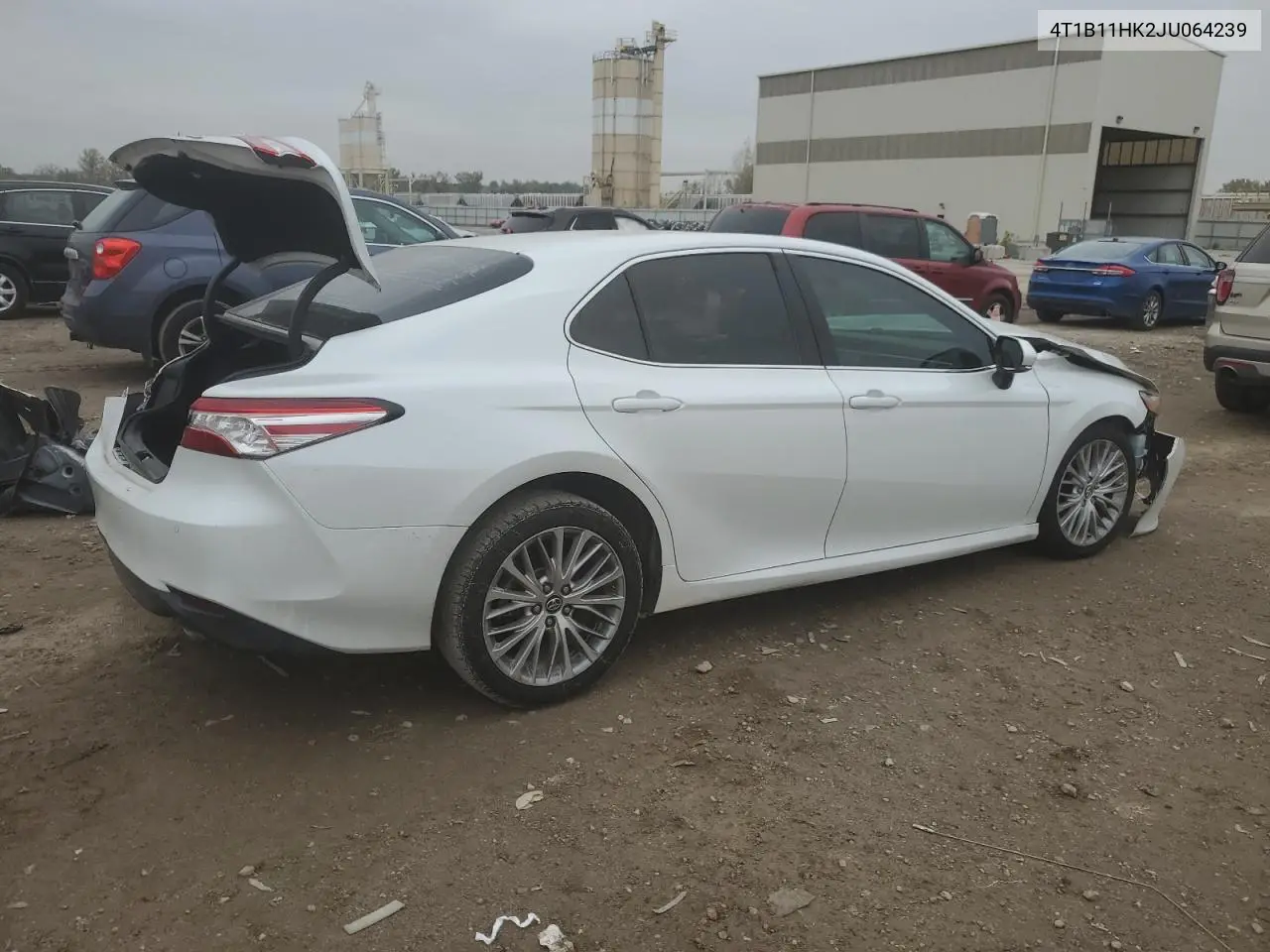 4T1B11HK2JU064239 2018 Toyota Camry L