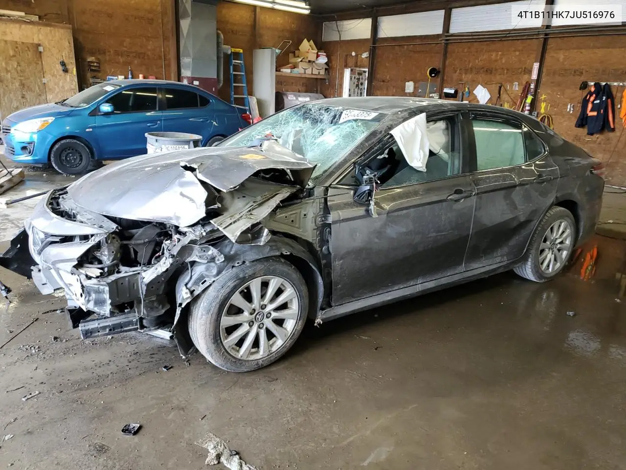 4T1B11HK7JU516976 2018 Toyota Camry L