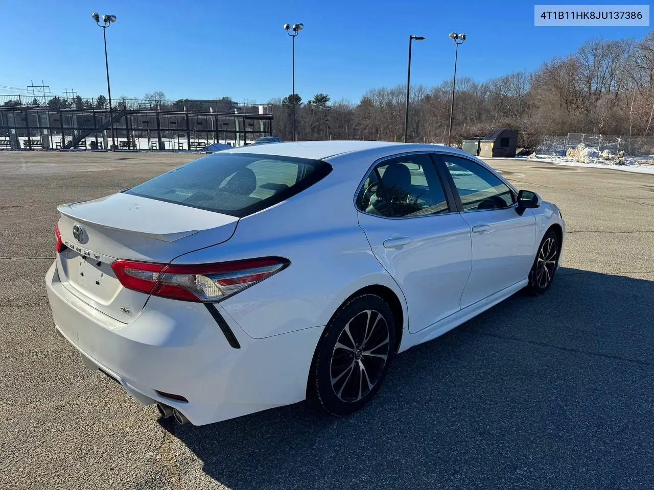 4T1B11HK8JU137386 2018 Toyota Camry L