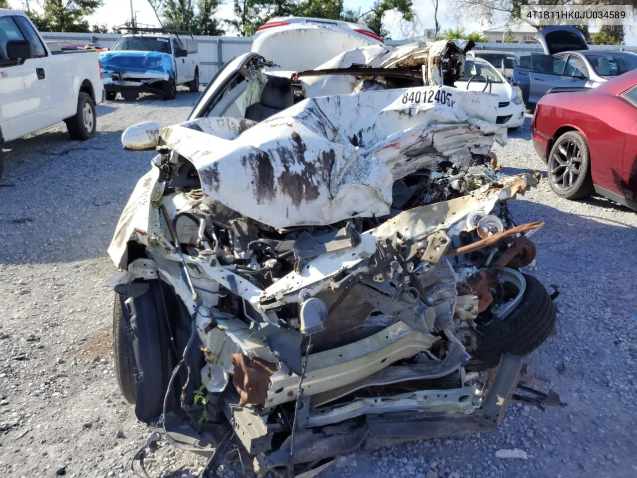 4T1B11HK0JU034589 2018 Toyota Camry L