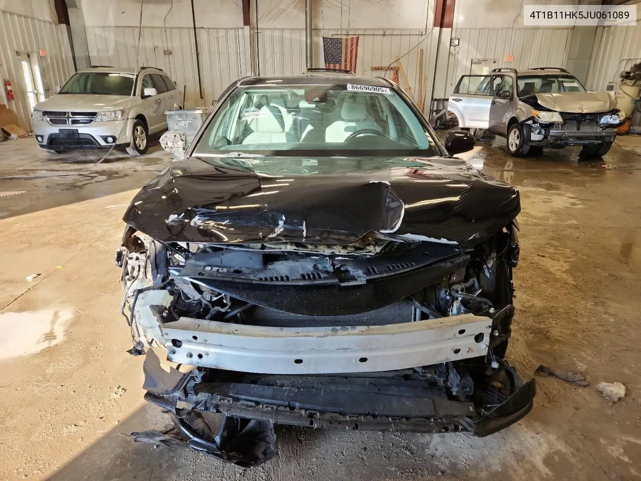 4T1B11HK5JU061089 2018 Toyota Camry L