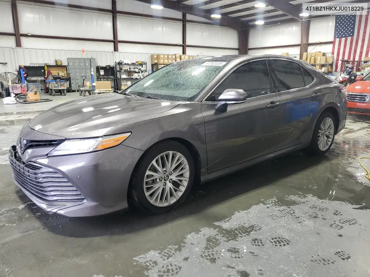 4T1BZ1HKXJU018229 2018 Toyota Camry Xse