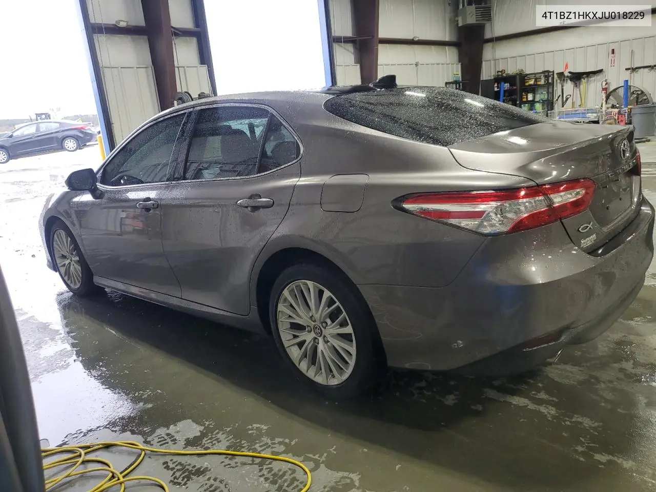 4T1BZ1HKXJU018229 2018 Toyota Camry Xse