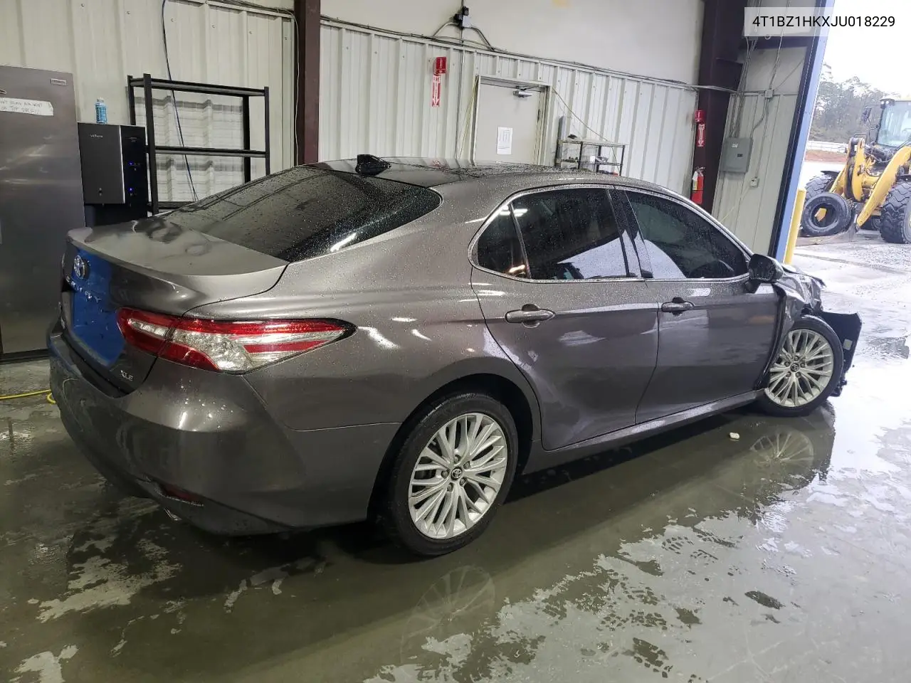 4T1BZ1HKXJU018229 2018 Toyota Camry Xse