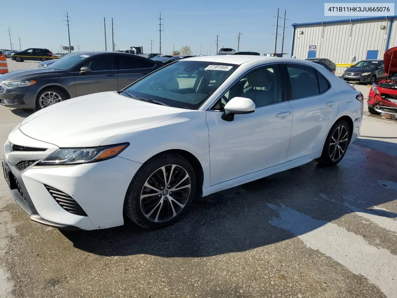 4T1B11HK3JU665076 2018 Toyota Camry L