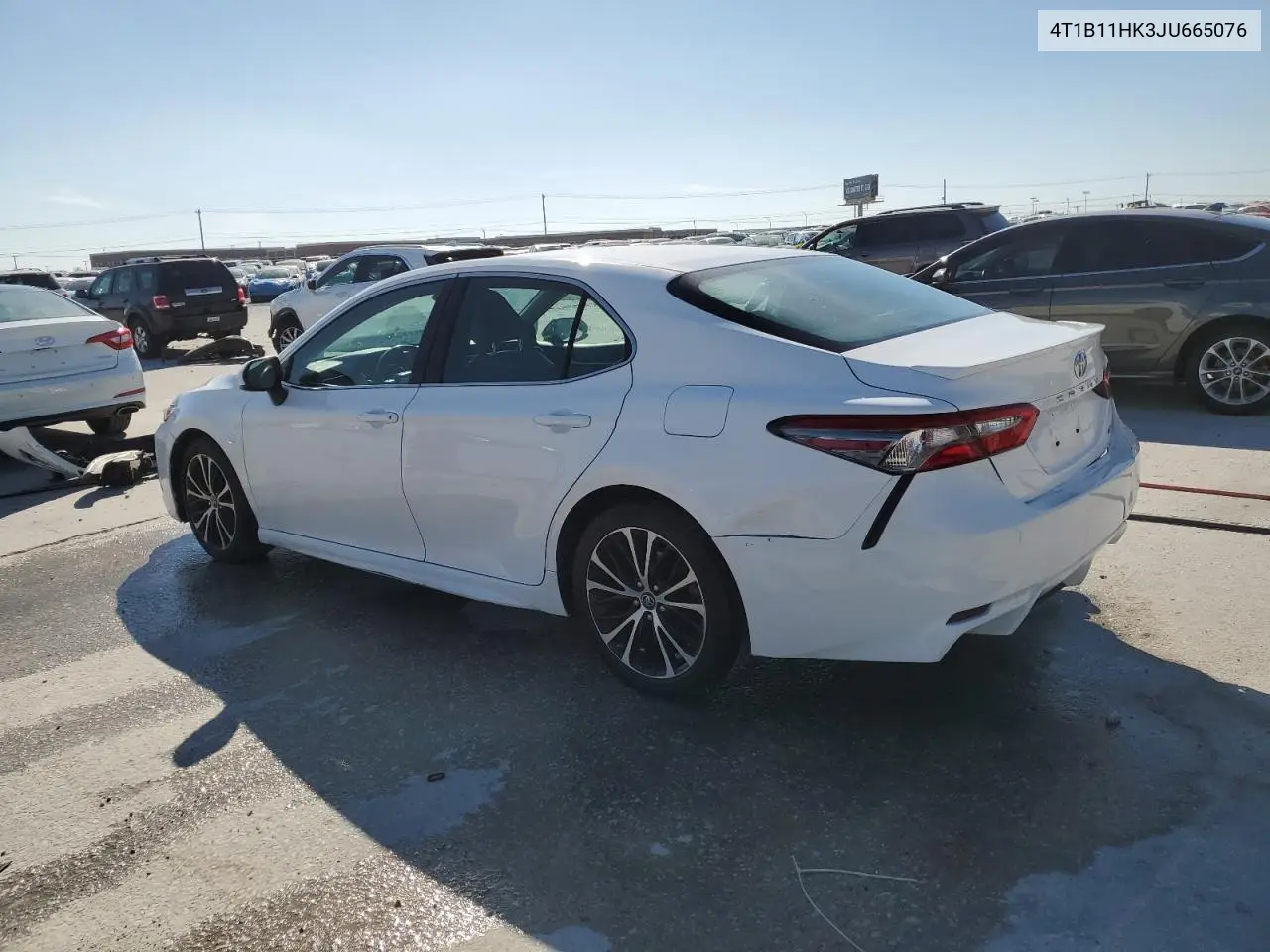 4T1B11HK3JU665076 2018 Toyota Camry L