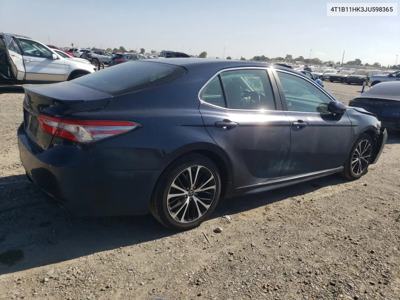 4T1B11HK3JU598365 2018 Toyota Camry L