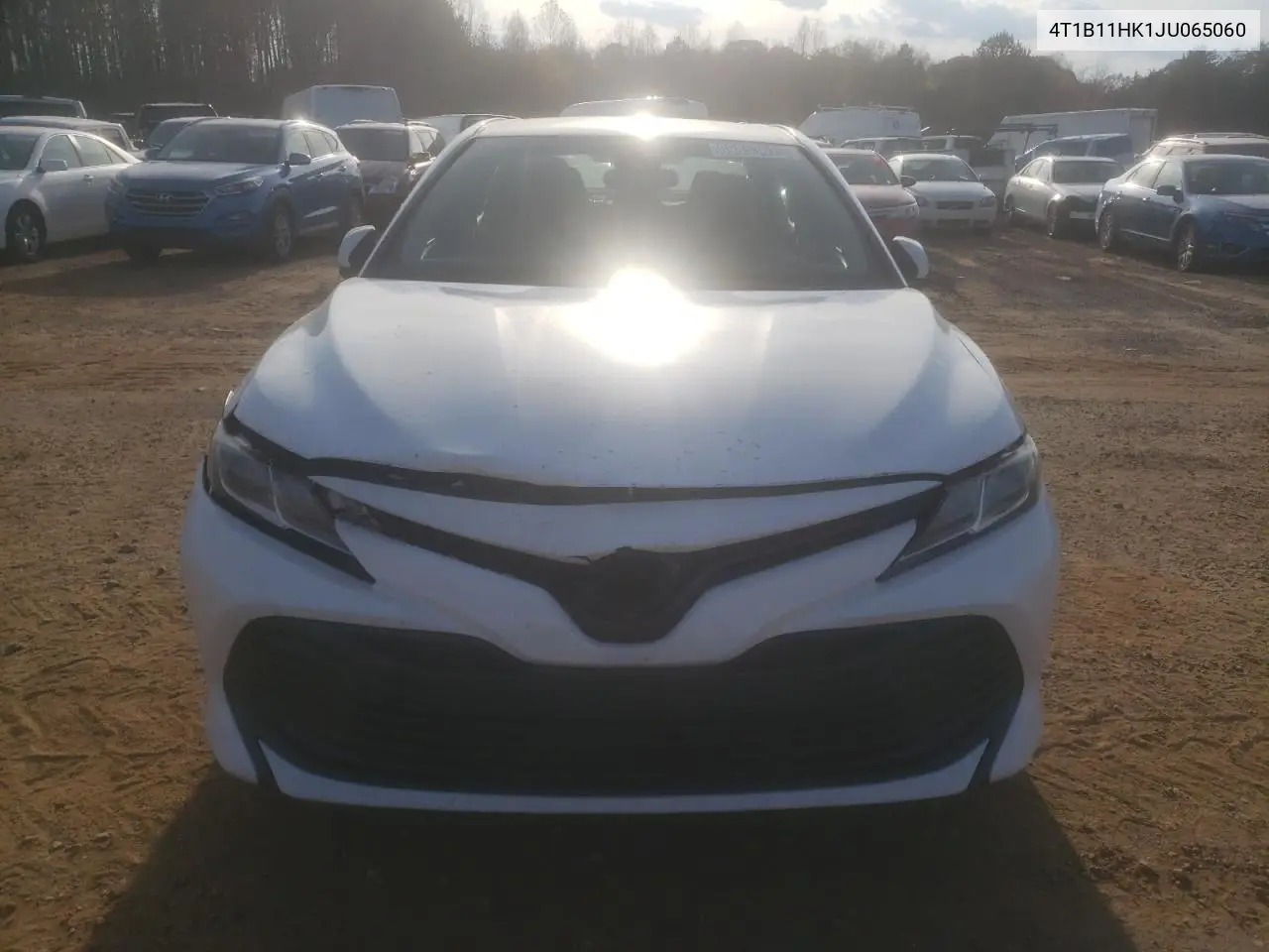 4T1B11HK1JU065060 2018 Toyota Camry L