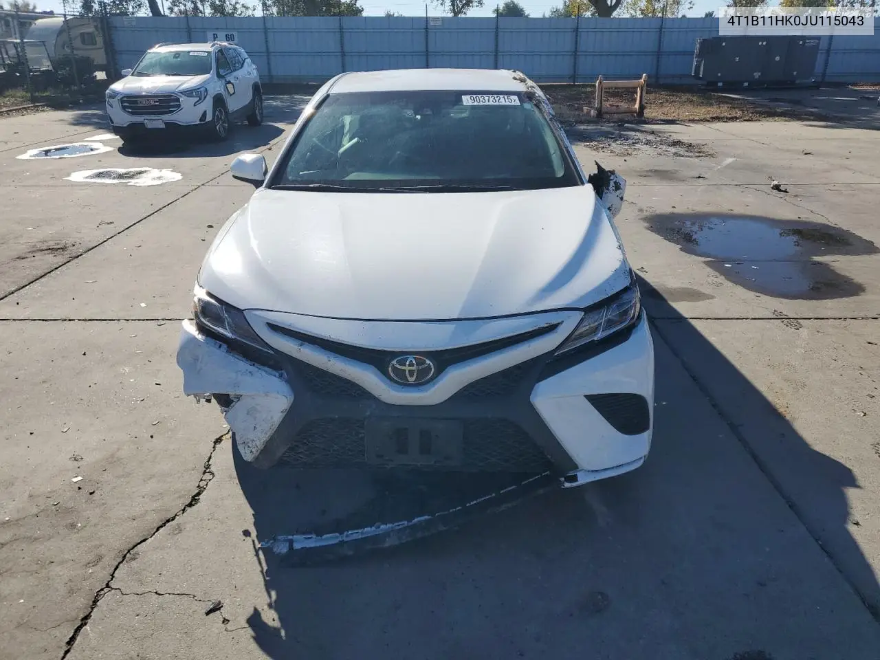 4T1B11HK0JU115043 2018 Toyota Camry L
