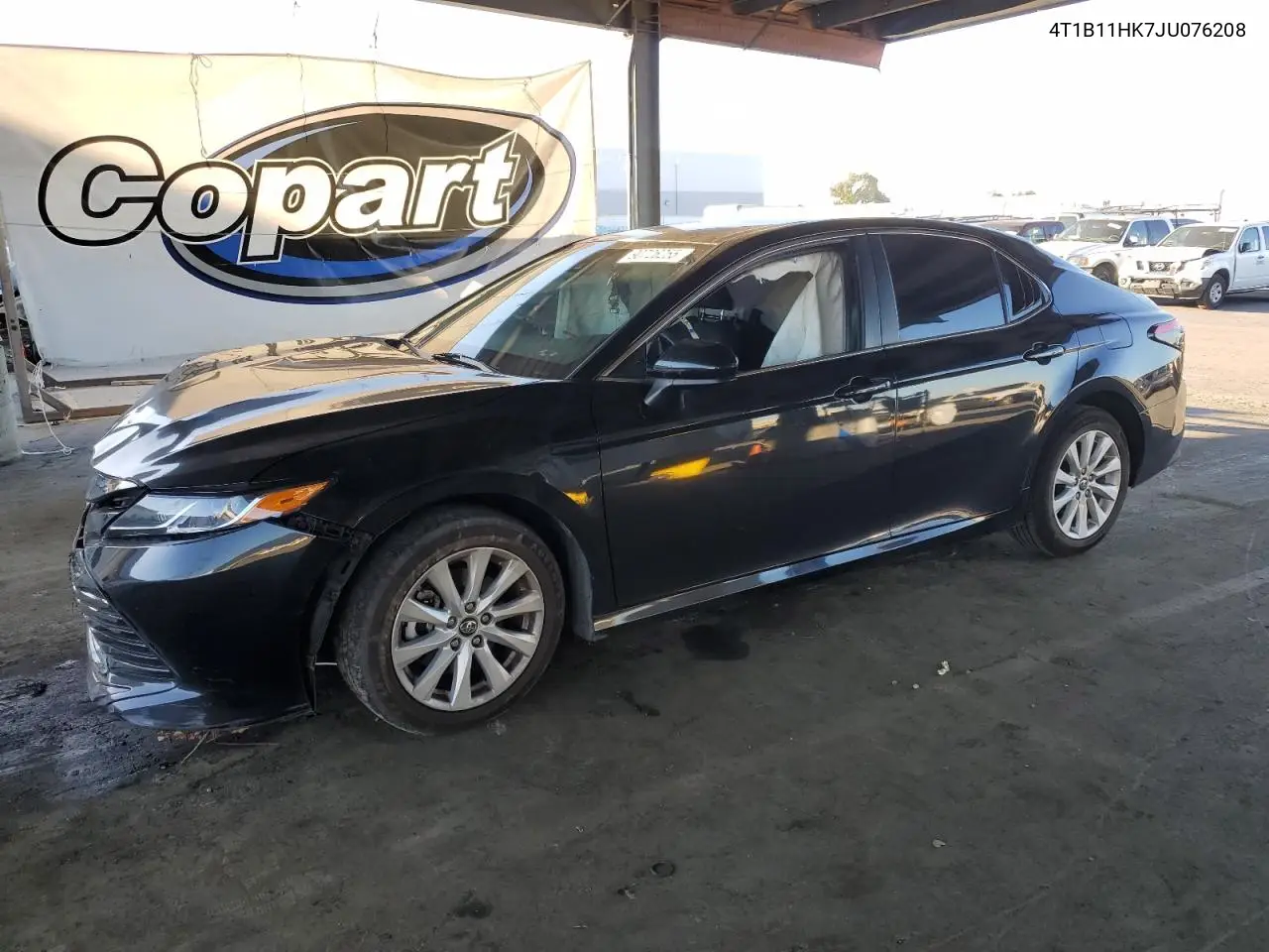 4T1B11HK7JU076208 2018 Toyota Camry L