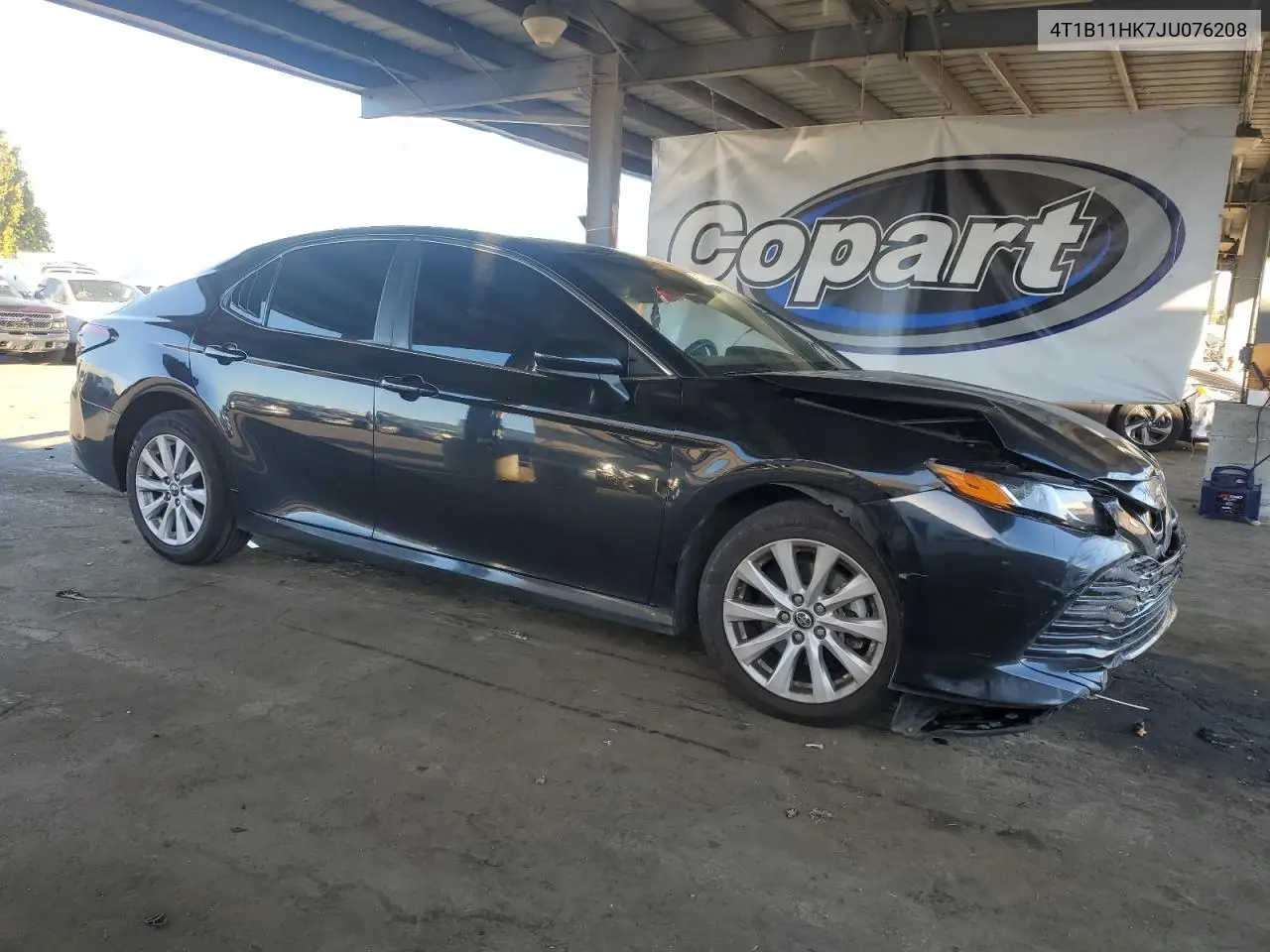 4T1B11HK7JU076208 2018 Toyota Camry L