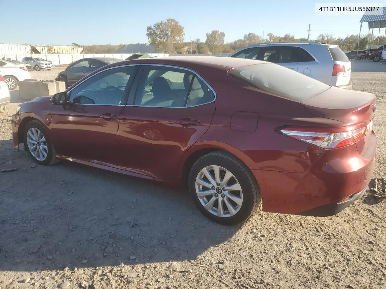 4T1B11HK5JU556327 2018 Toyota Camry L