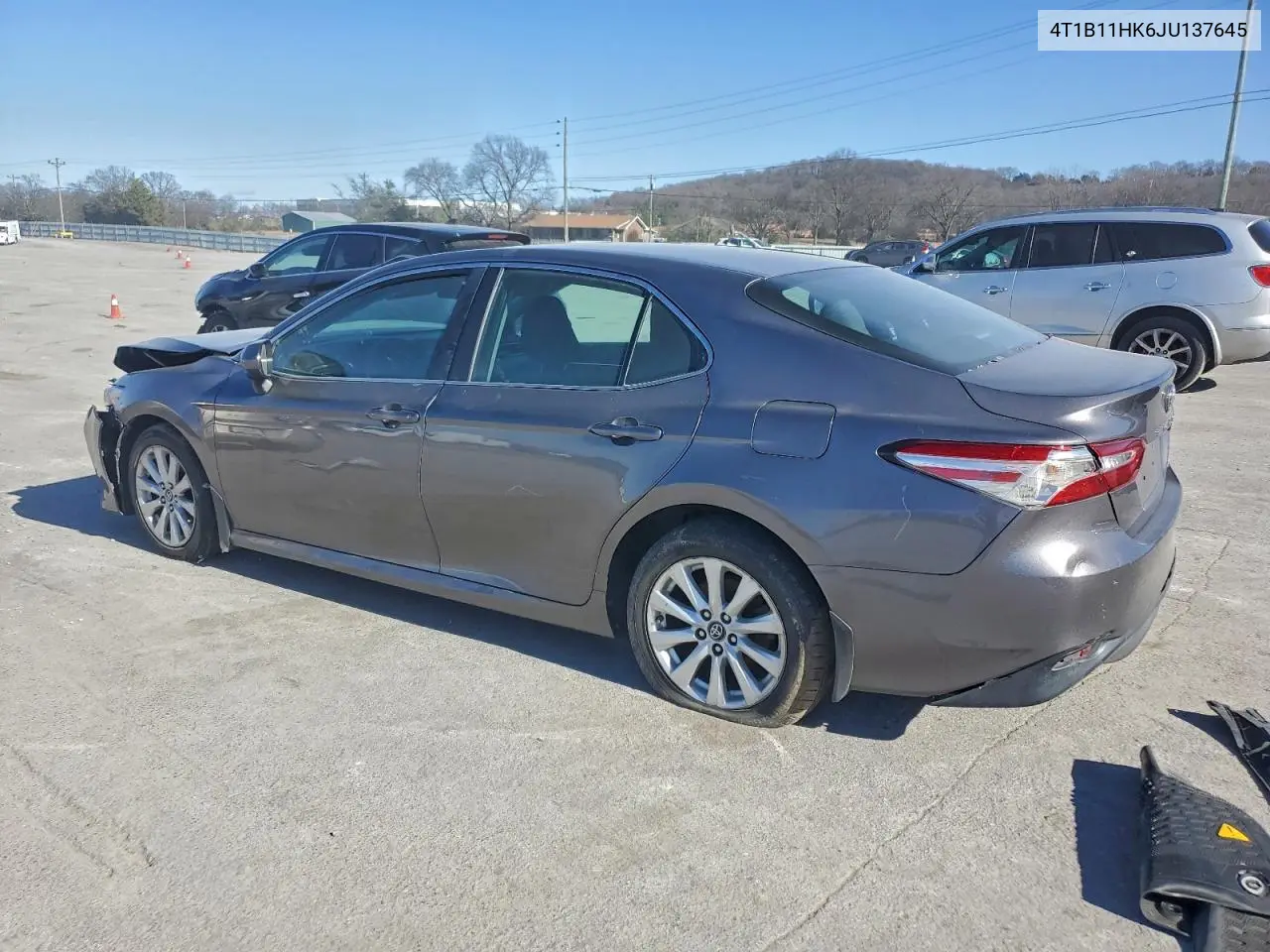 4T1B11HK6JU137645 2018 Toyota Camry L