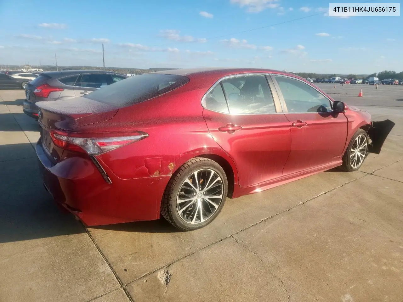 4T1B11HK4JU656175 2018 Toyota Camry L