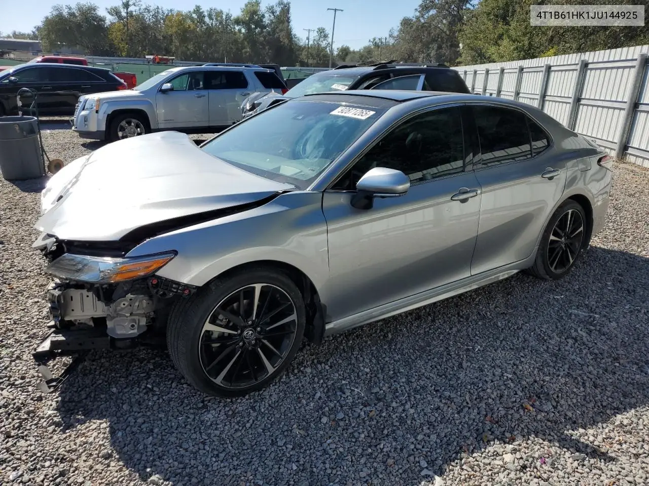 4T1B61HK1JU144925 2018 Toyota Camry Xse