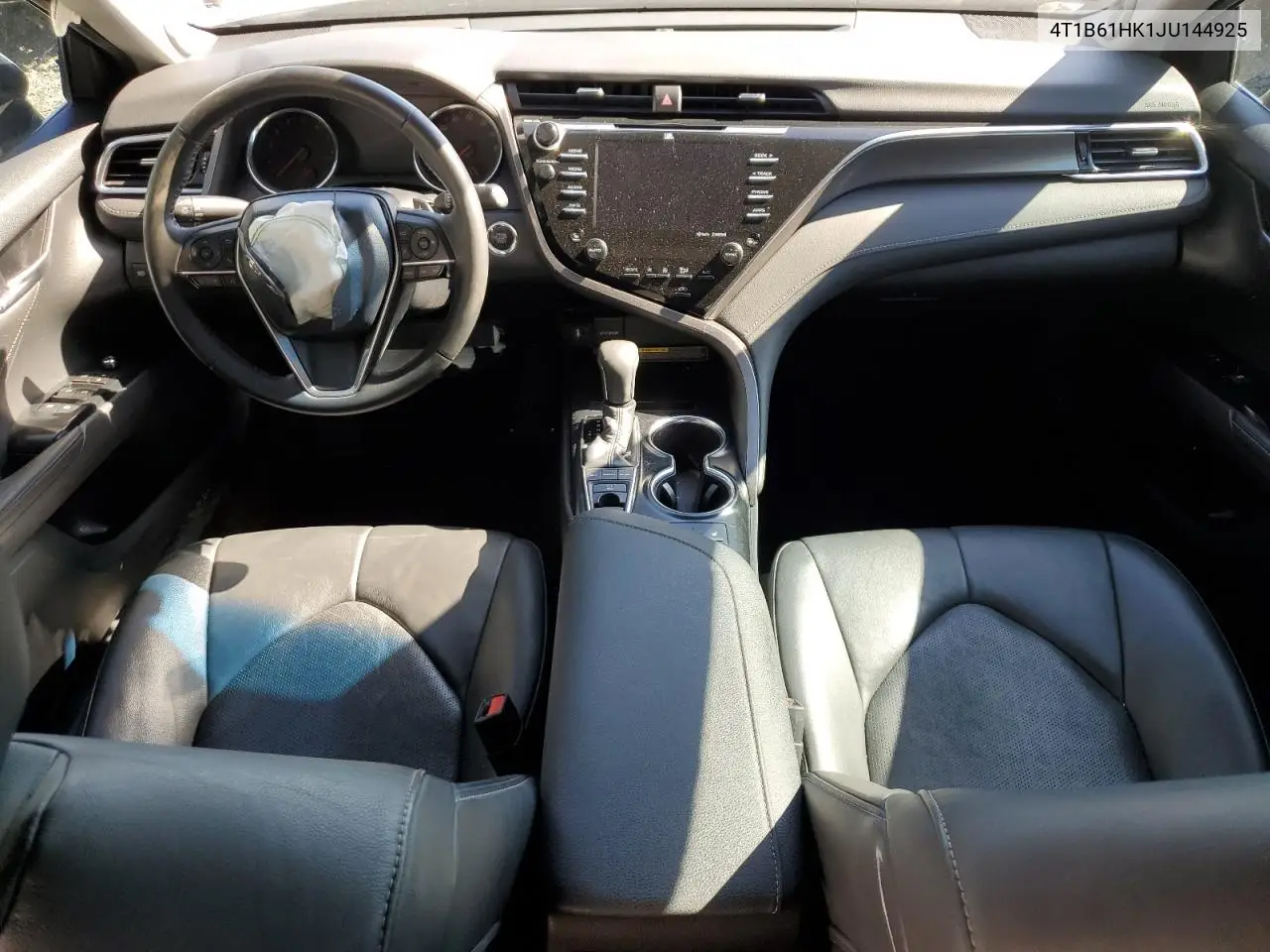 4T1B61HK1JU144925 2018 Toyota Camry Xse