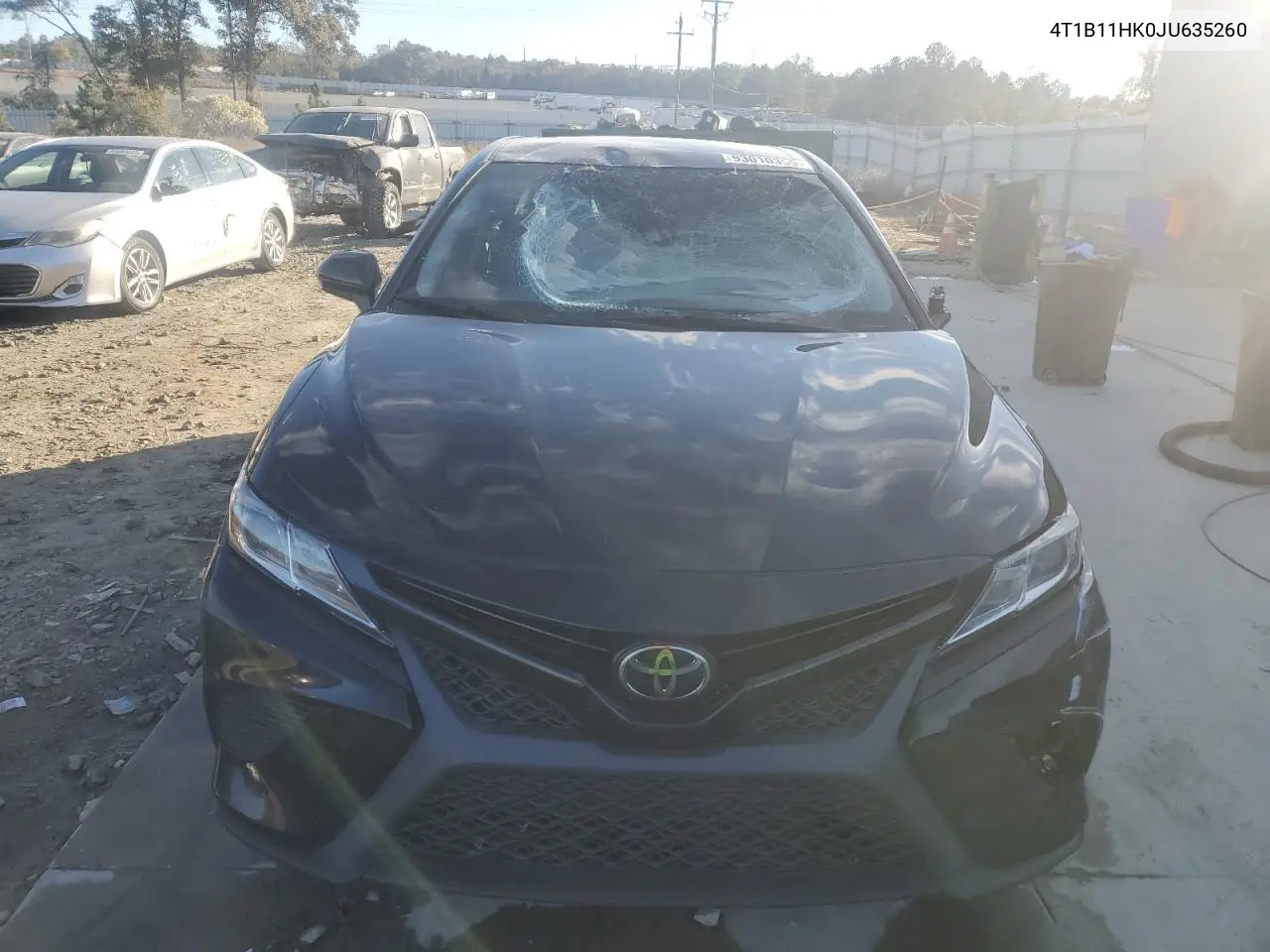 4T1B11HK0JU635260 2018 Toyota Camry L