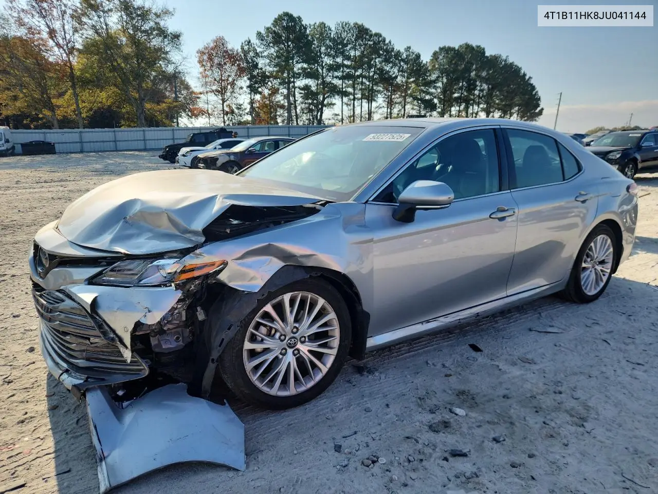 4T1B11HK8JU041144 2018 Toyota Camry L