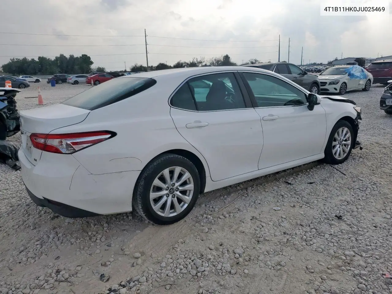 4T1B11HK0JU025469 2018 Toyota Camry L