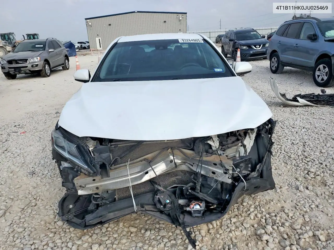 4T1B11HK0JU025469 2018 Toyota Camry L