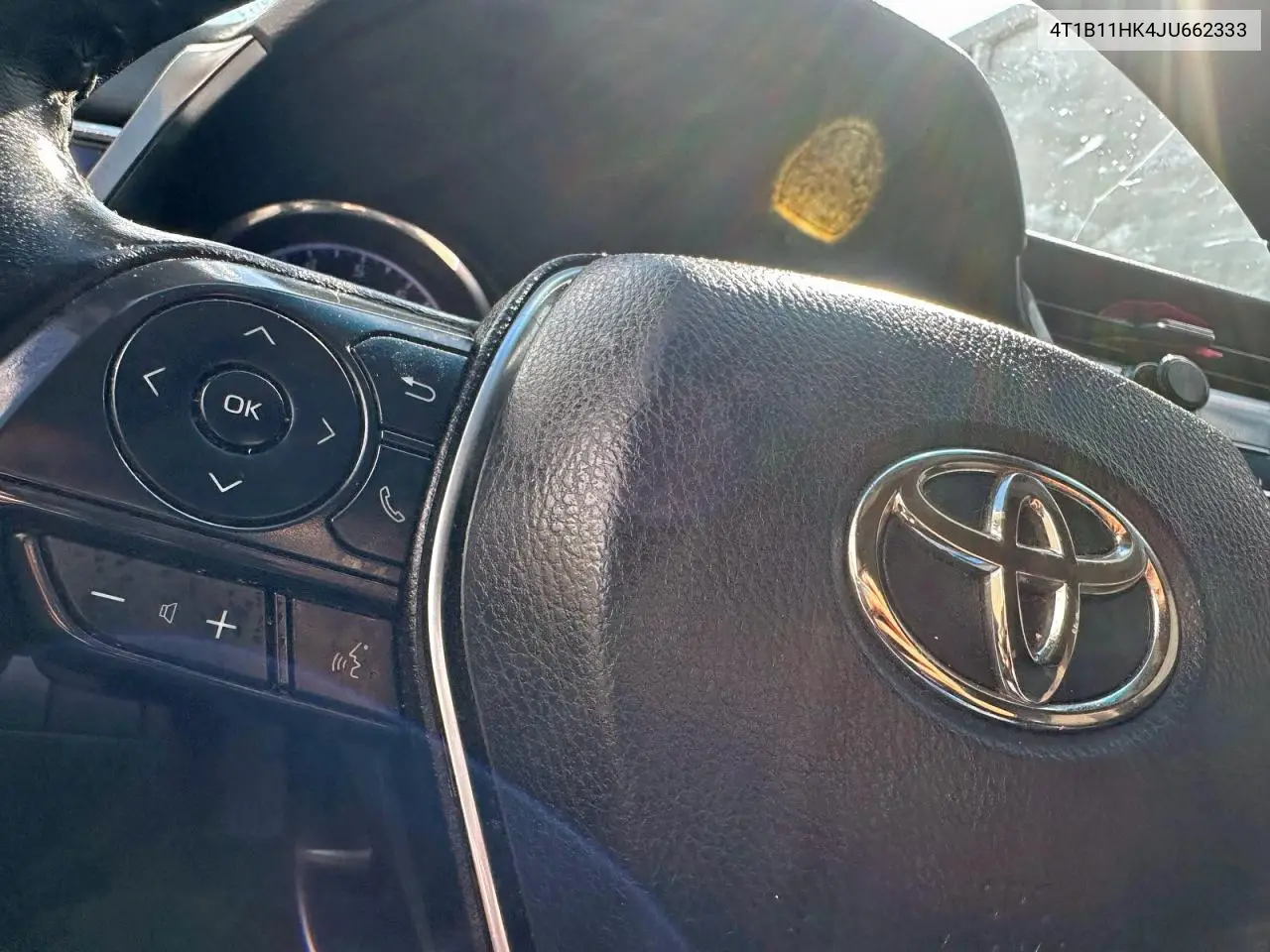 4T1B11HK4JU662333 2018 Toyota Camry L