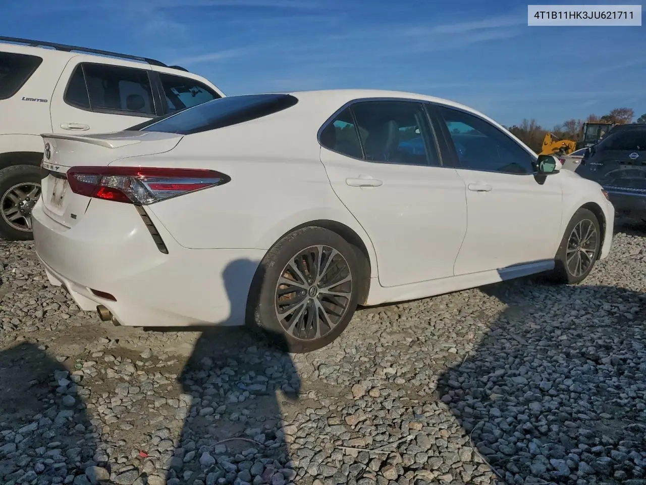 4T1B11HK3JU621711 2018 Toyota Camry L