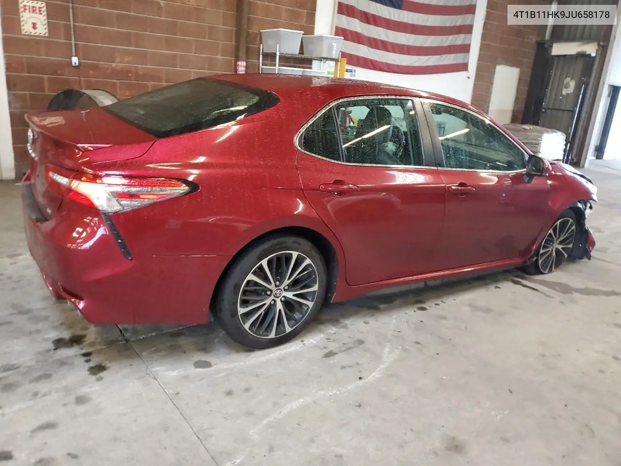 4T1B11HK9JU658178 2018 Toyota Camry L