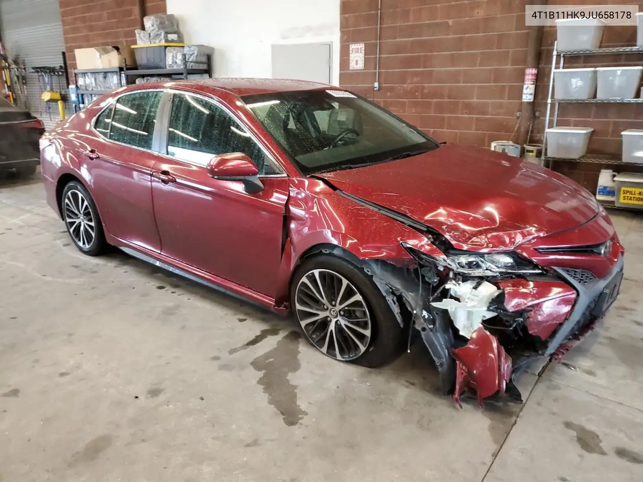 4T1B11HK9JU658178 2018 Toyota Camry L