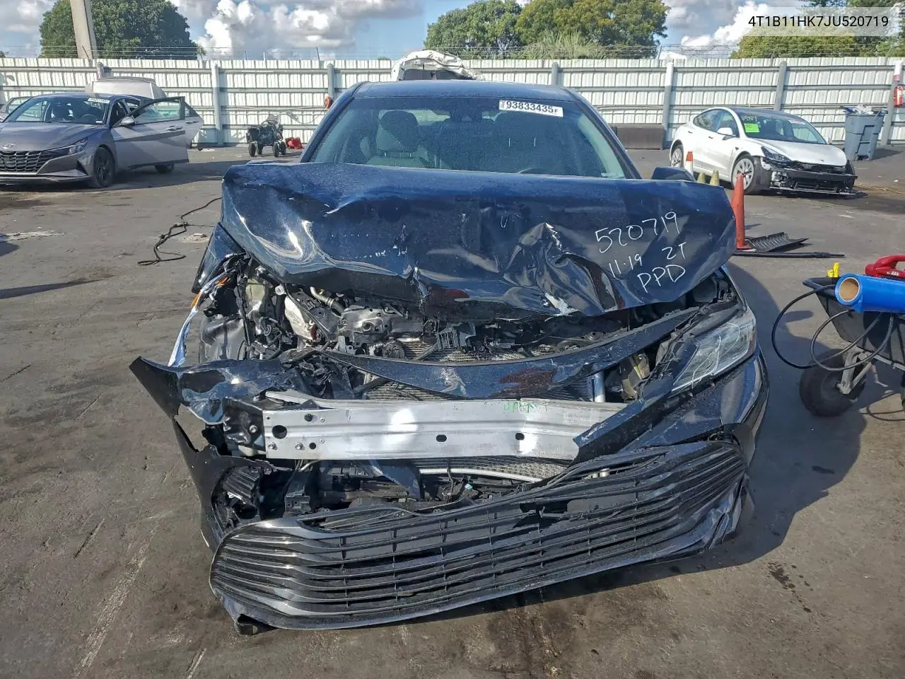 4T1B11HK7JU520719 2018 Toyota Camry L