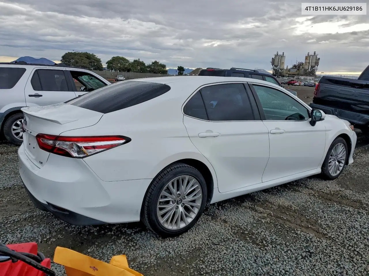4T1B11HK6JU629186 2018 Toyota Camry L
