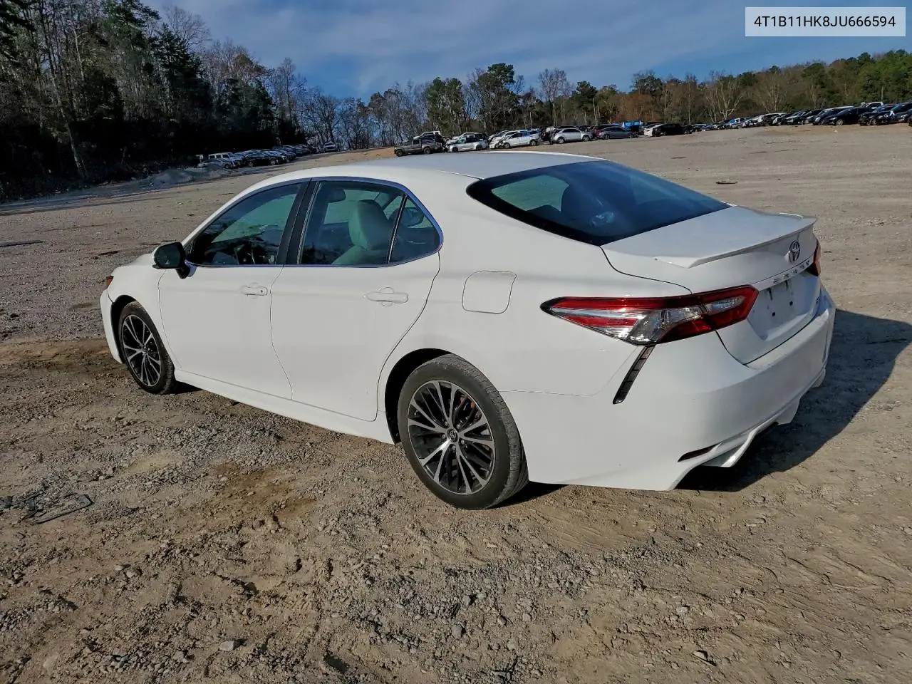 4T1B11HK8JU666594 2018 Toyota Camry L