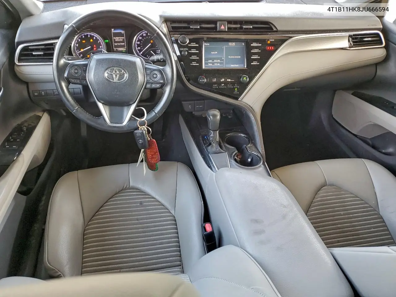 4T1B11HK8JU666594 2018 Toyota Camry L