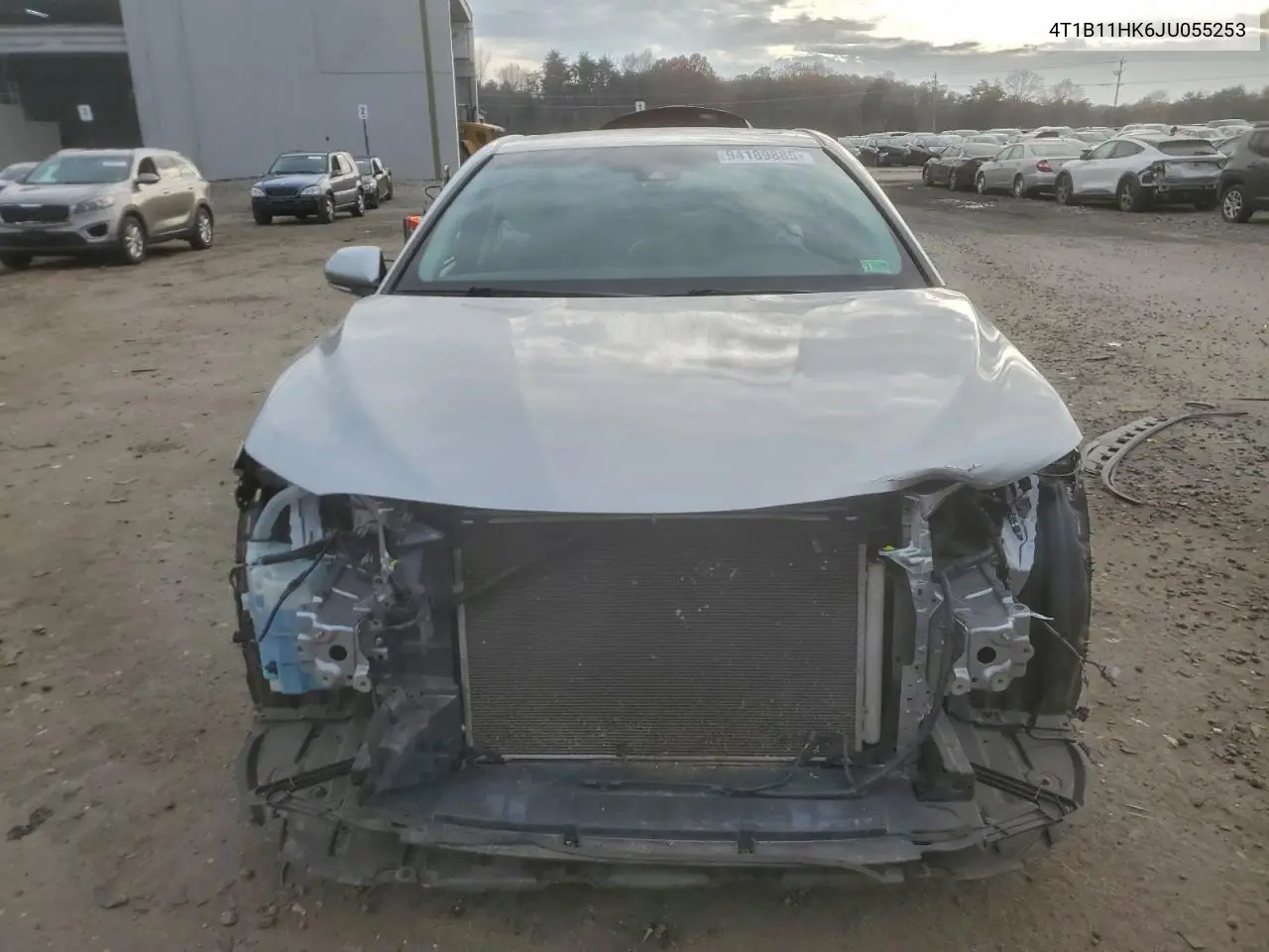 4T1B11HK6JU055253 2018 Toyota Camry L