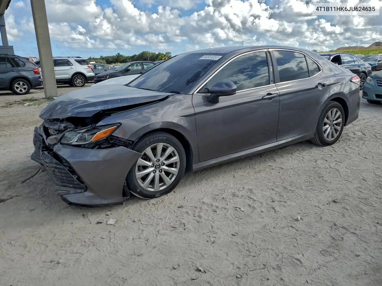 4T1B11HK6JU624635 2018 Toyota Camry L