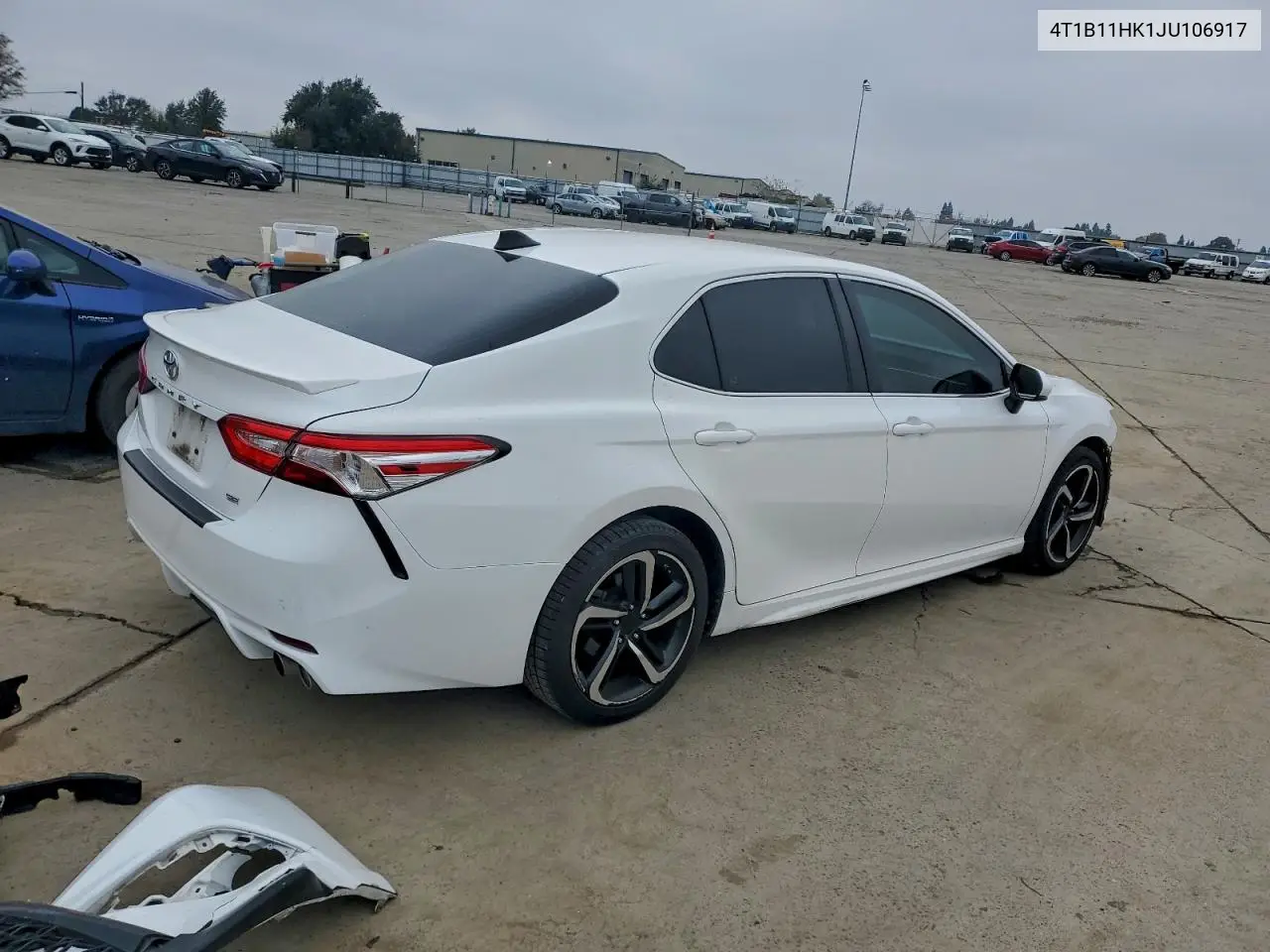4T1B11HK1JU106917 2018 Toyota Camry L