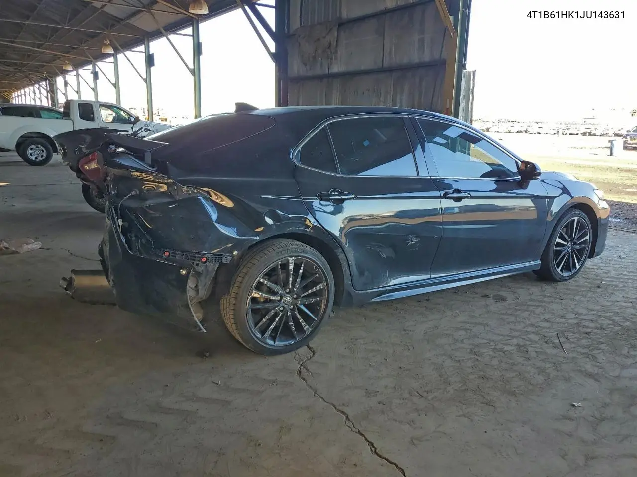 4T1B61HK1JU143631 2018 Toyota Camry Xse