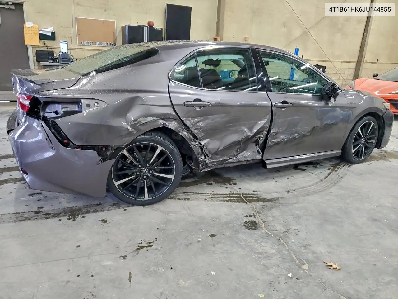 4T1B61HK6JU144855 2018 Toyota Camry Xse