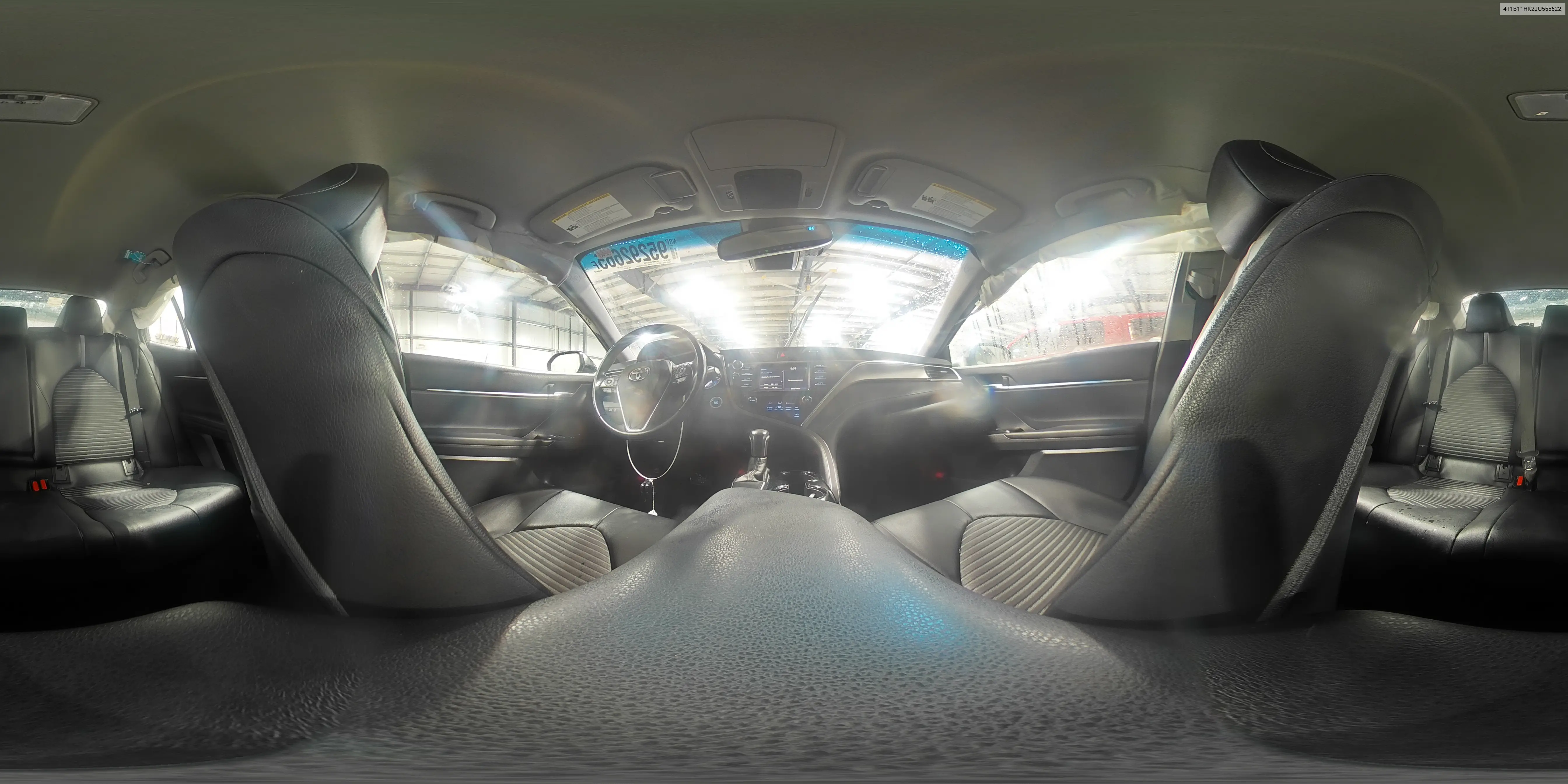 4T1B11HK2JU555622 2018 Toyota Camry L
