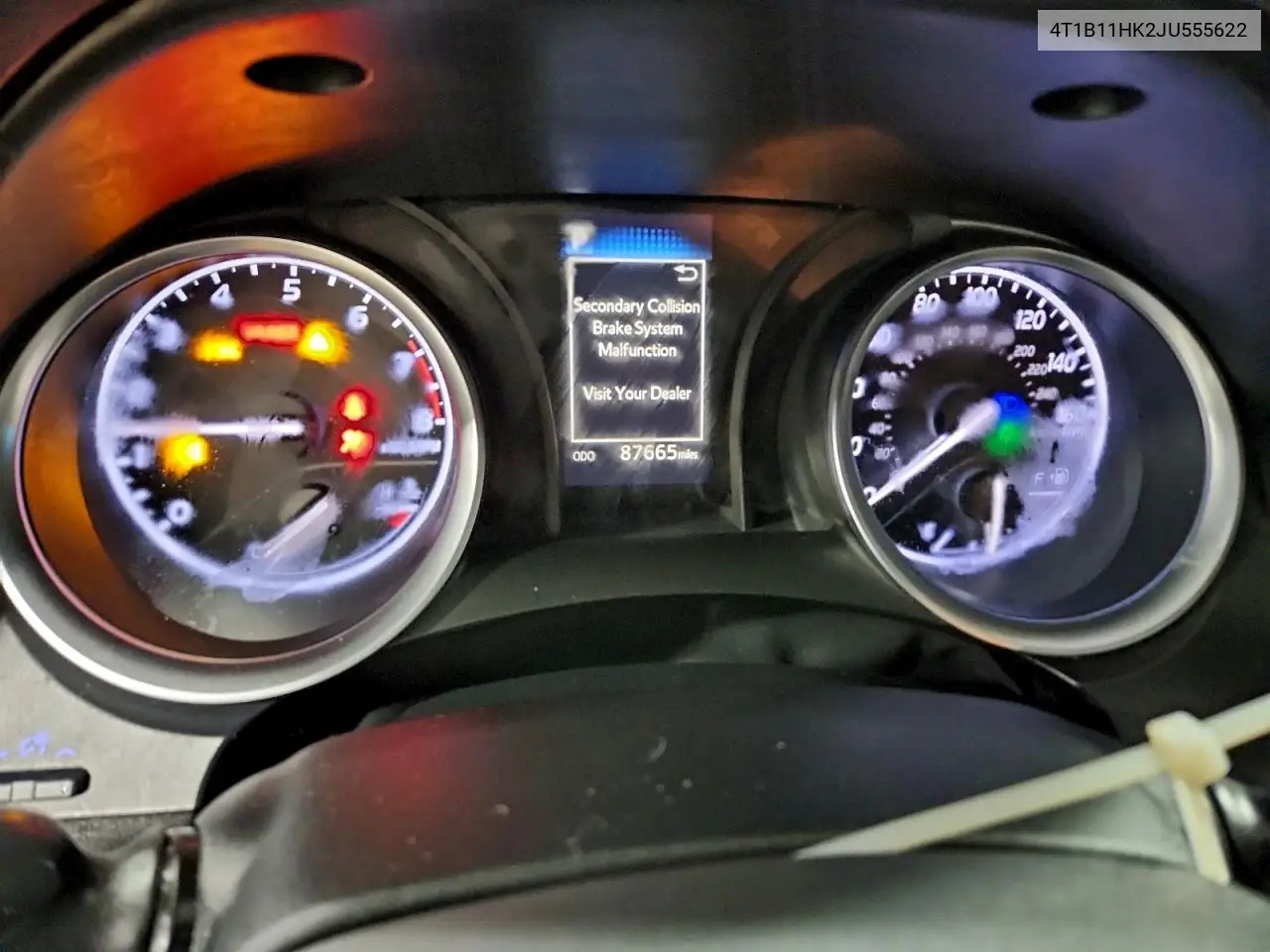 4T1B11HK2JU555622 2018 Toyota Camry L