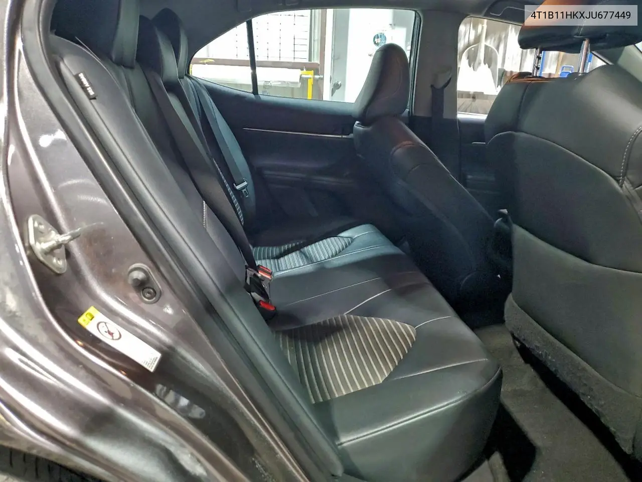 4T1B11HKXJU677449 2018 Toyota Camry L
