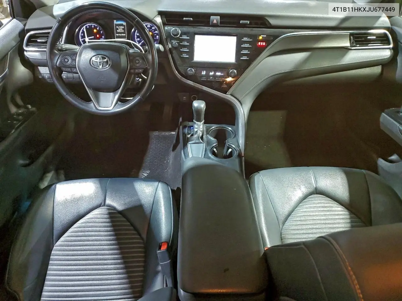 4T1B11HKXJU677449 2018 Toyota Camry L