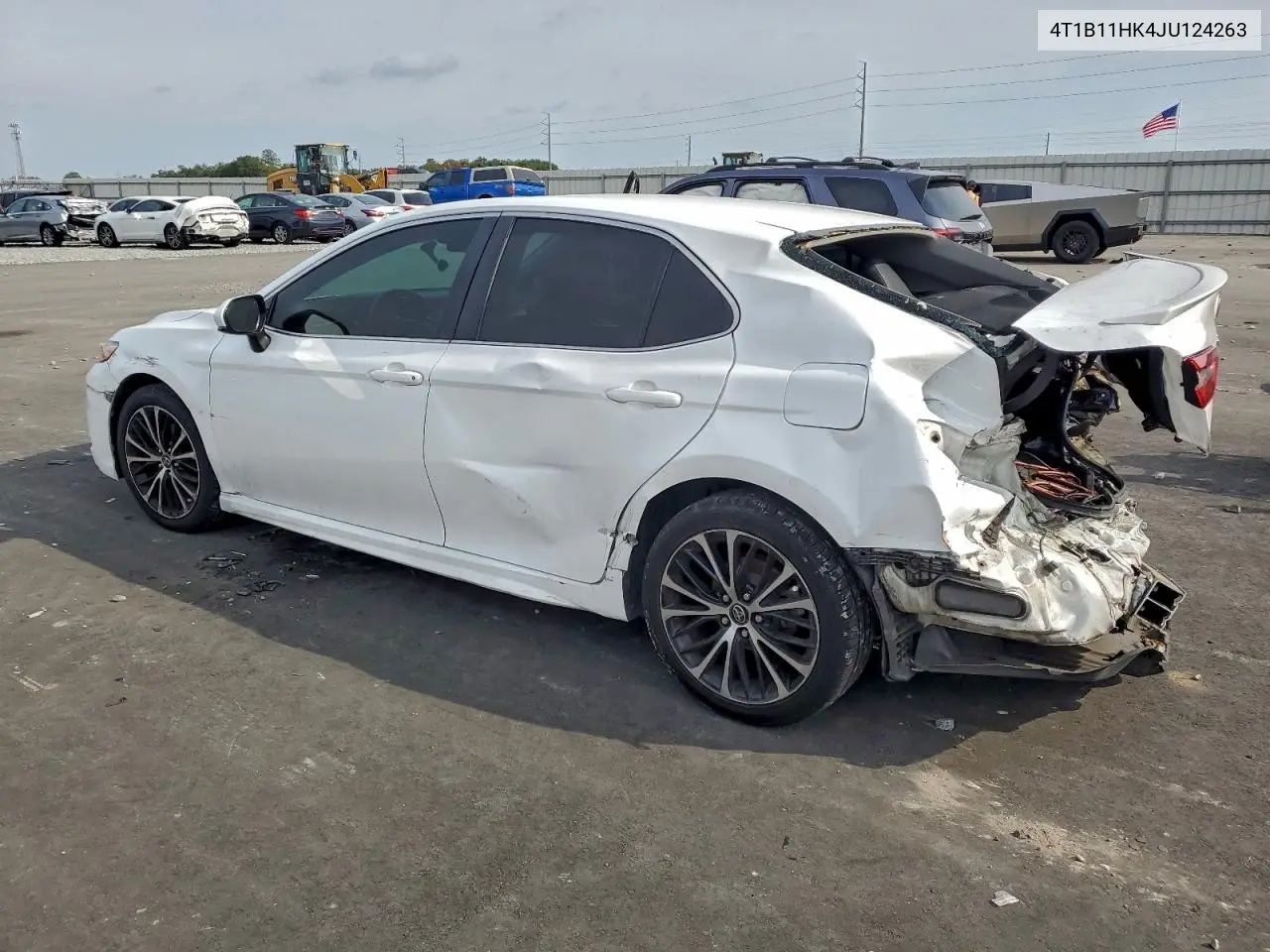 4T1B11HK4JU124263 2018 Toyota Camry L
