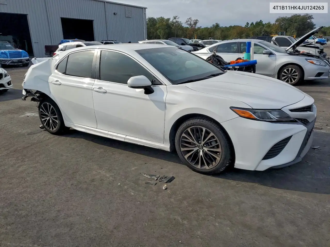4T1B11HK4JU124263 2018 Toyota Camry L