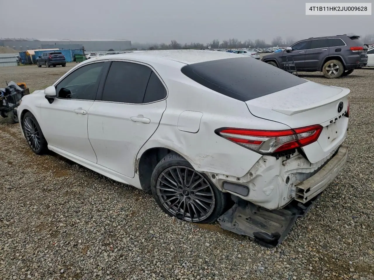4T1B11HK2JU009628 2018 Toyota Camry L