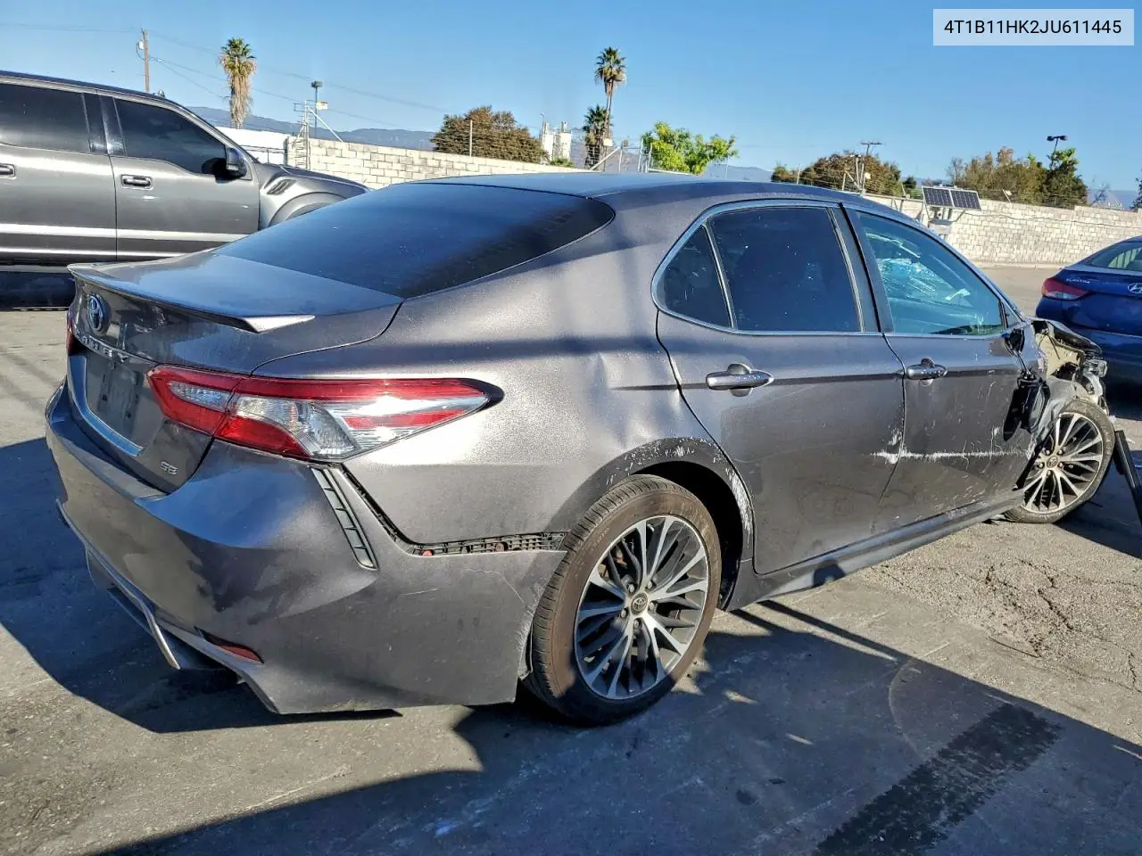 4T1B11HK2JU611445 2018 Toyota Camry L