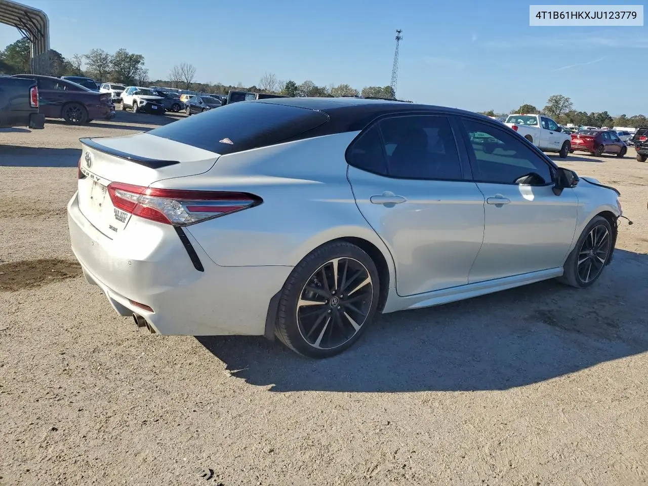 4T1B61HKXJU123779 2018 Toyota Camry Xse